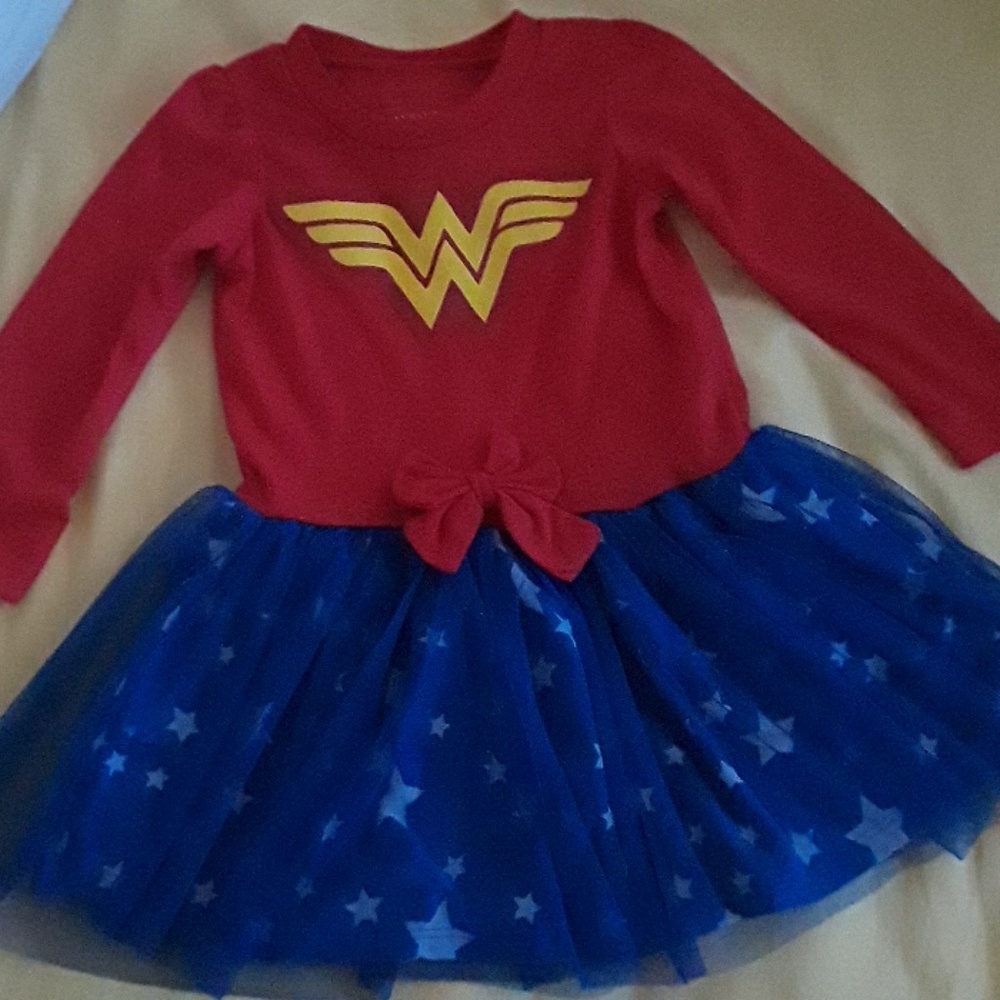Wonder woman outfit  2T